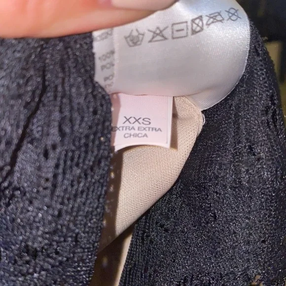 Bebe Black Lace Dress Tan Underlining Low Cut V-Neck Longsleeve lace sleeves XXS - Picture 12 of 14